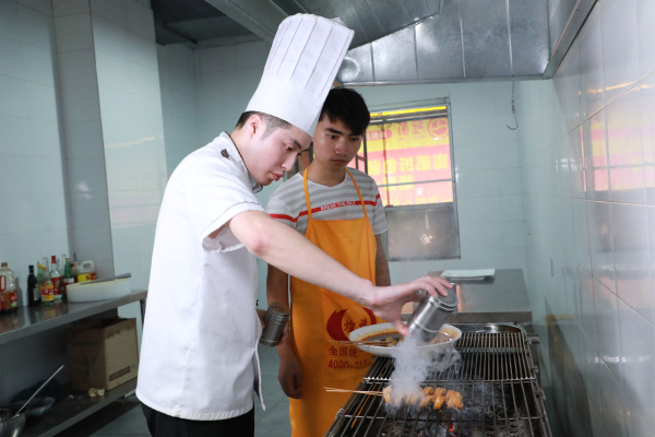 在广东想学正宗的烤面筋技术哪里有
